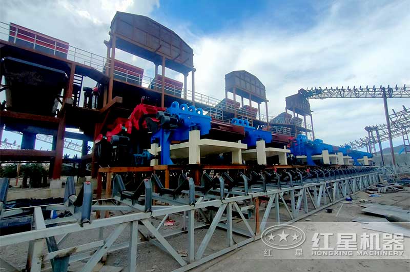 日產(chǎn)5萬(wàn)噸大型砂石生產(chǎn)線(xiàn)洗沙現(xiàn)場(chǎng) 日產(chǎn)5萬(wàn)噸大型砂石生產(chǎn)線(xiàn)洗沙現(xiàn)場(chǎng)